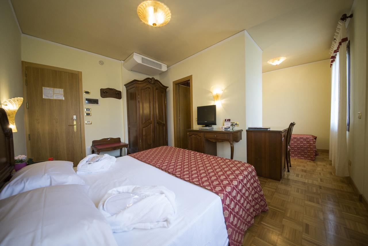 Hotel Spessotto Portogruaro Kültér fotó